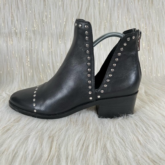 STEVE MADDEN CONSPIRE Silver Studded Black Leather Boots Size 8 - Picture 8 of 8